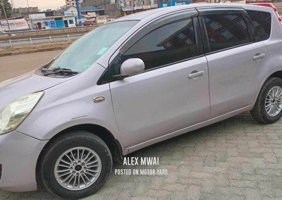 Nissan Note 2010 Bronze