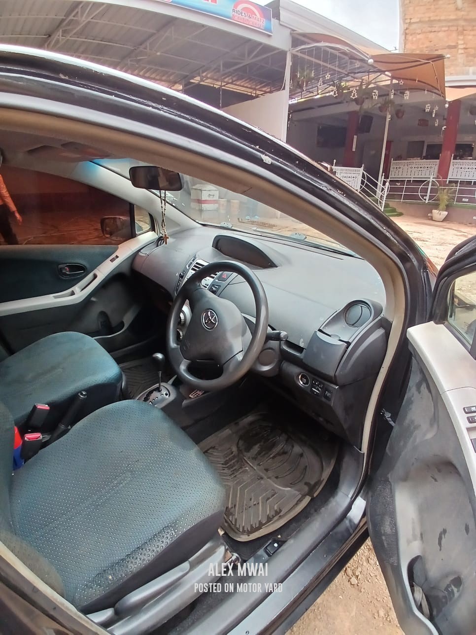 Toyota Vitz 2007 Black