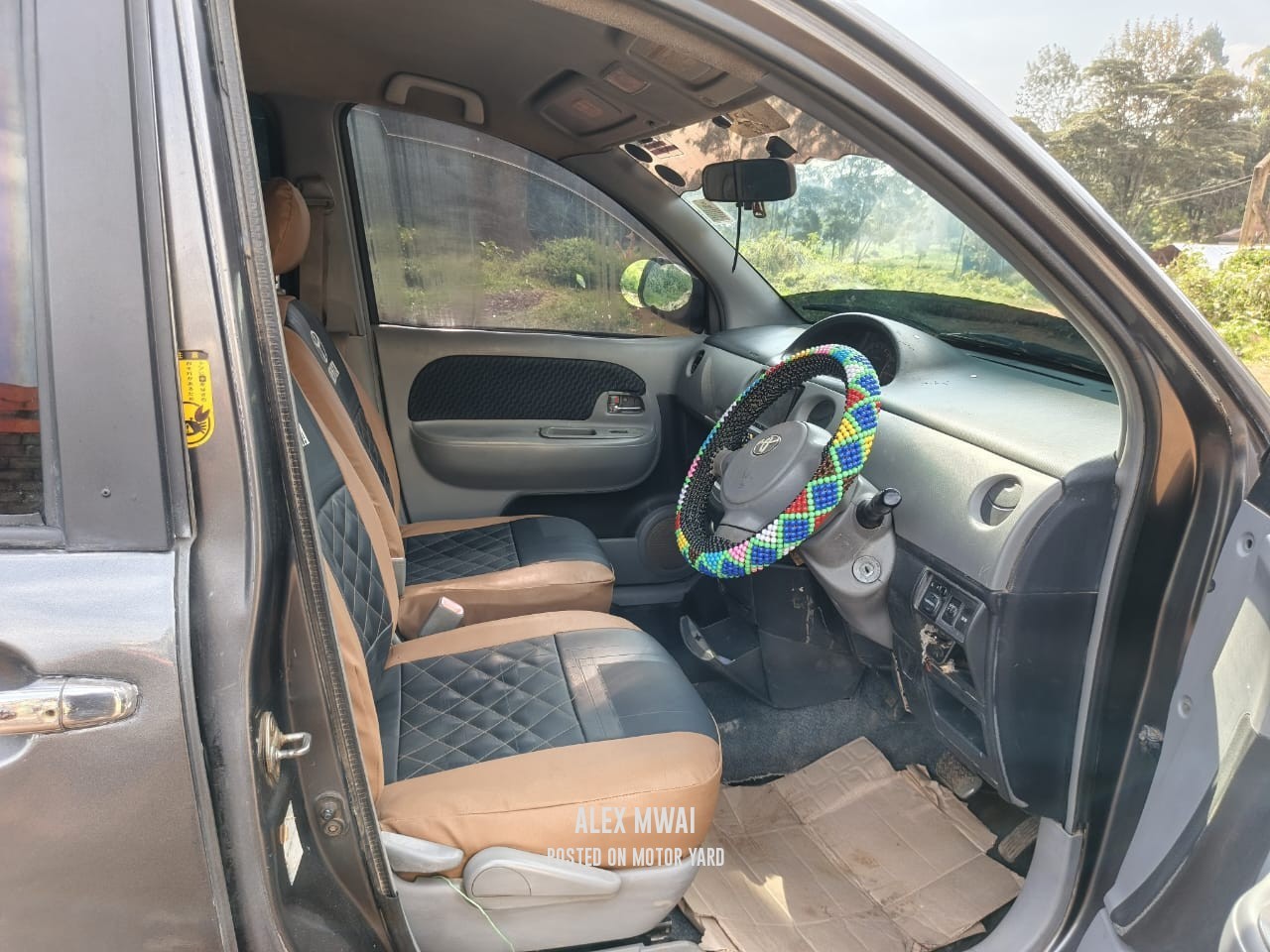 Toyota Sienta 2014 Grey