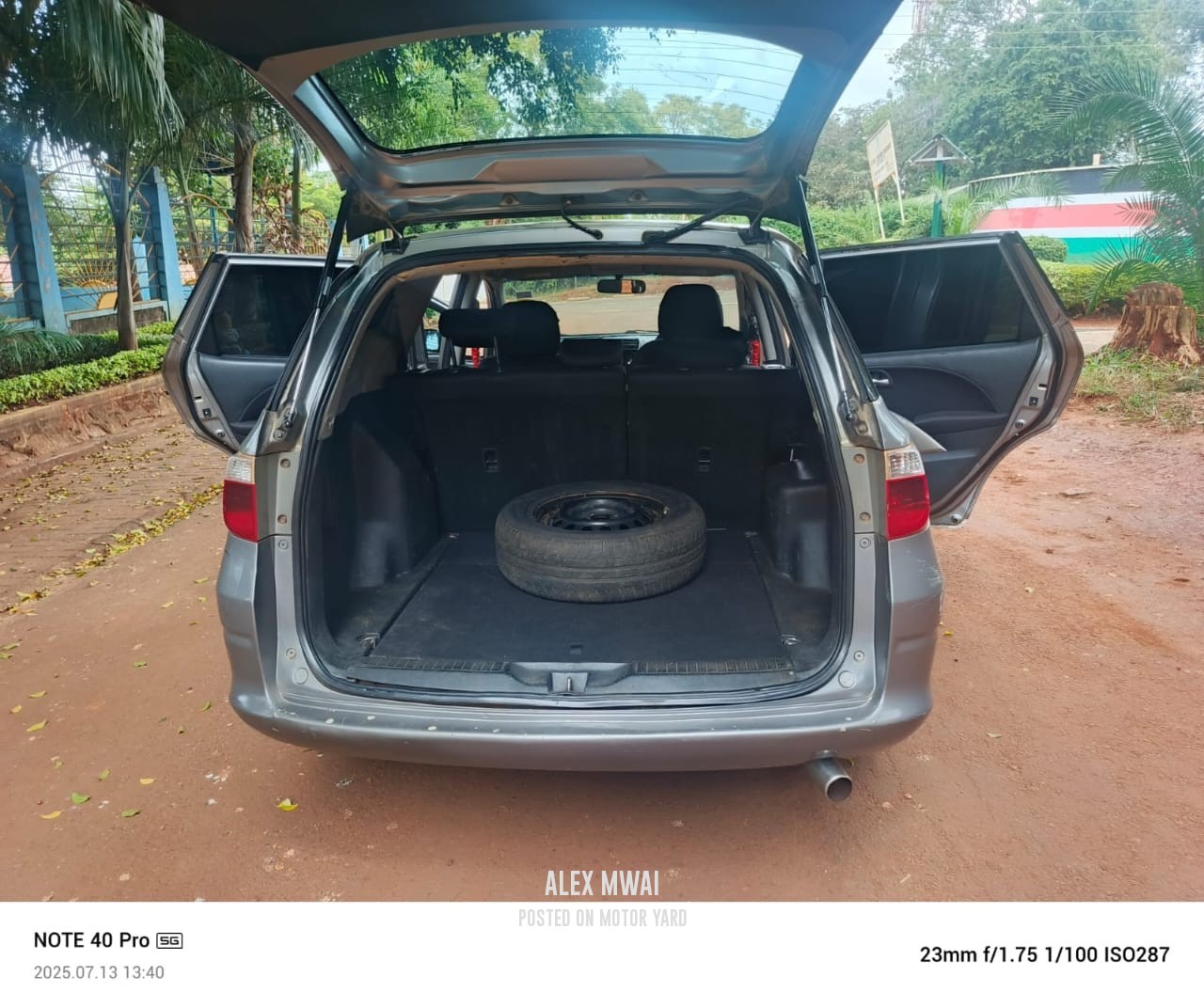 Honda Airwave 2009 Silver