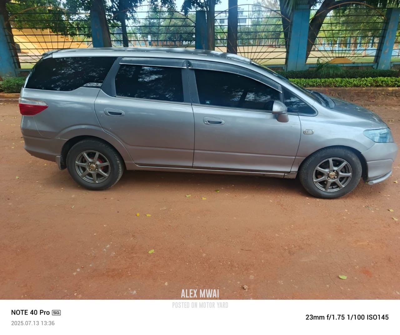 Honda Airwave 2009 Silver