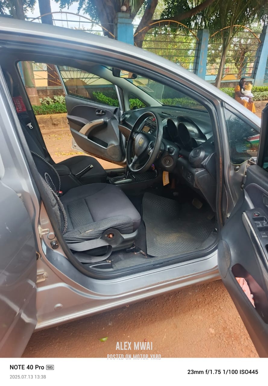 Honda Airwave 2009 Silver