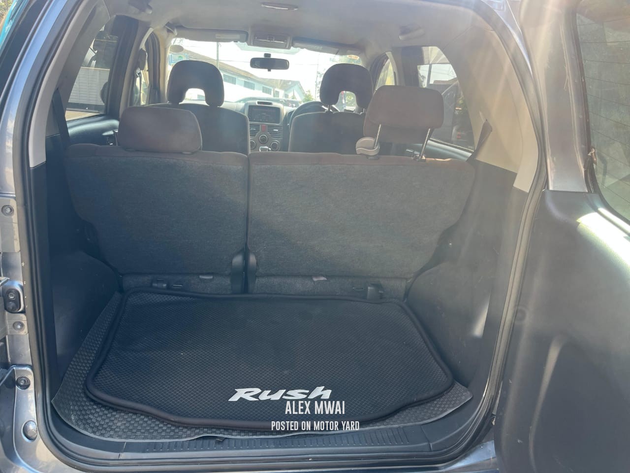 Toyota Rush 2012 Silver