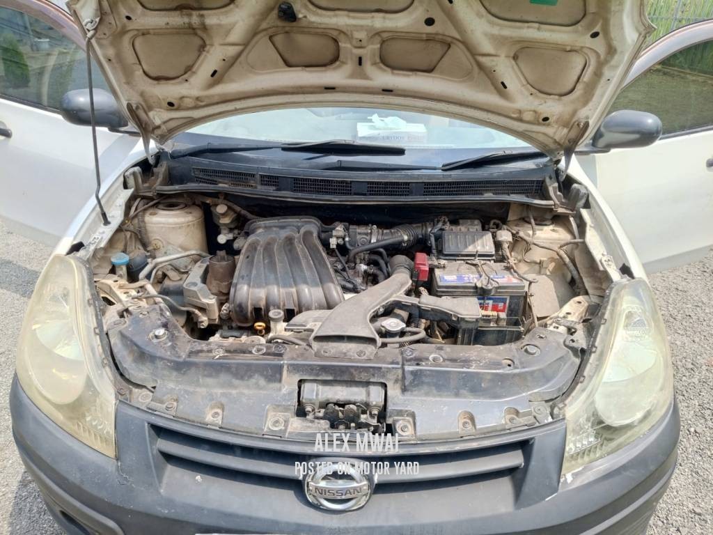 Nissan Ad 2008 White