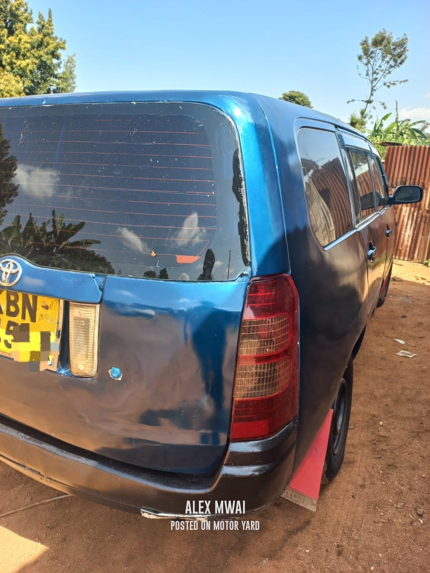 Toyota Succeed 2014 Blue