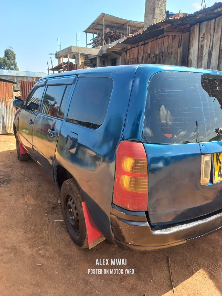 Toyota Succeed 2014 Blue