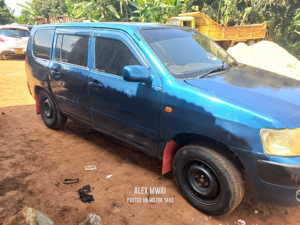 Toyota Succeed 2014 Blue