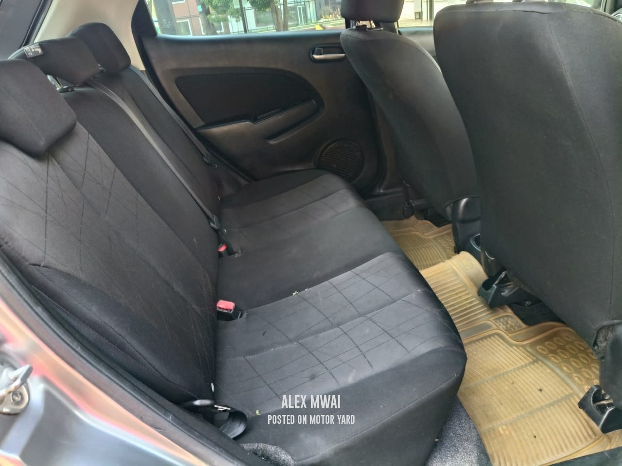 Mazda Demio 2012 Silver