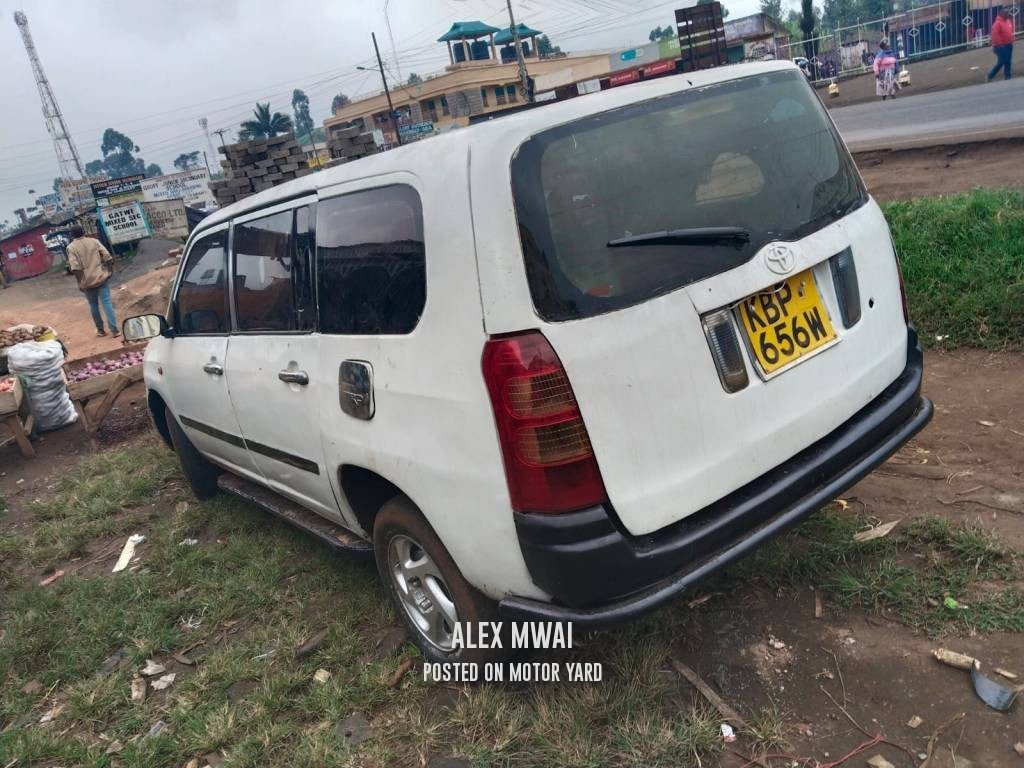 Toyota Succeed 2014 White