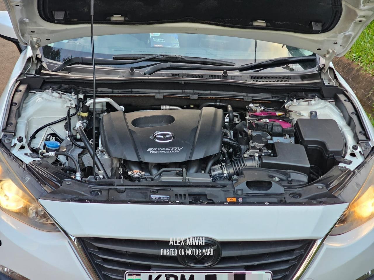 Mazda Axela 2016 White