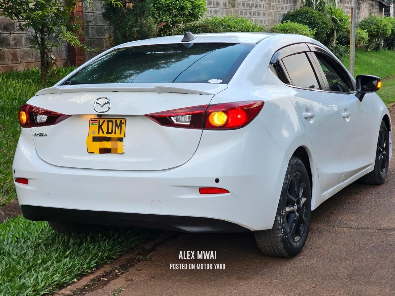 Mazda Axela 2016 White