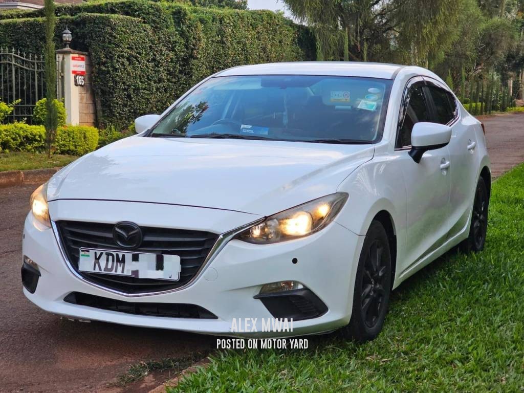 Mazda Axela 2016 White