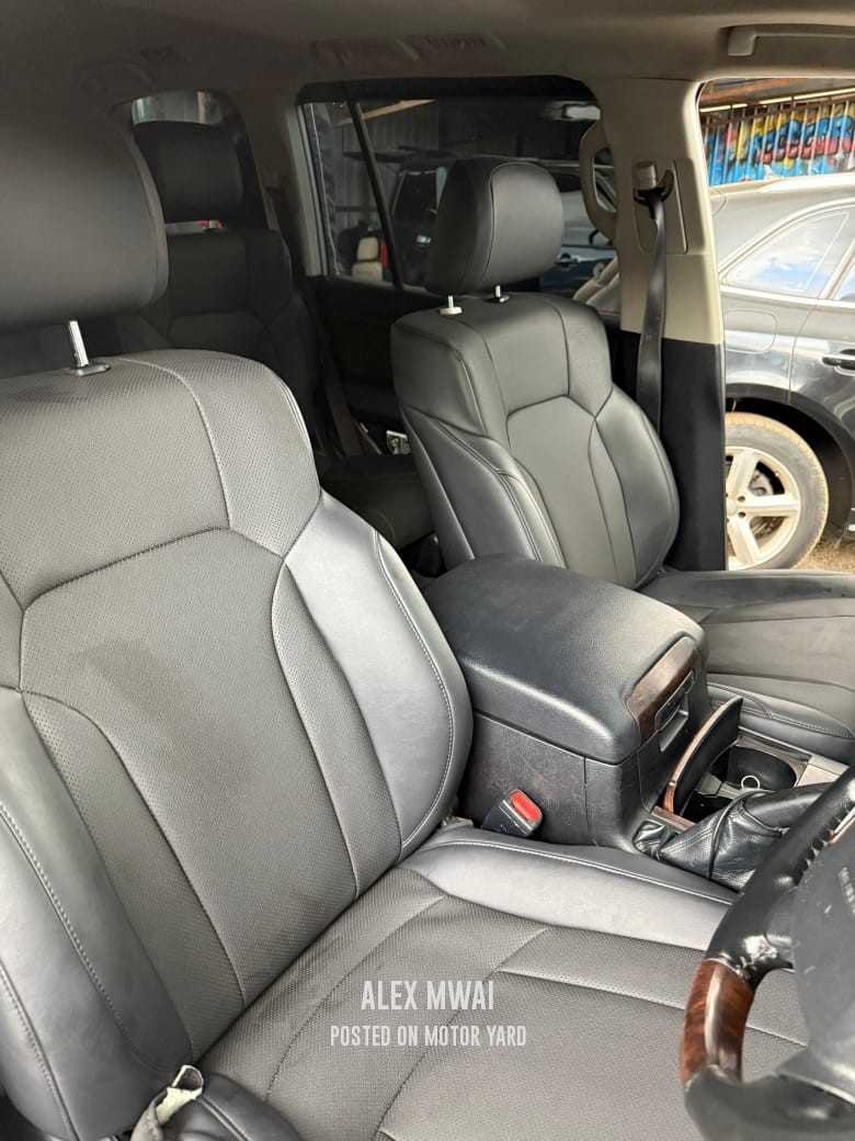 Toyota Land Cruiser 2012 Silver