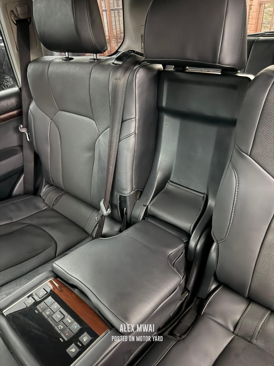 Toyota Land Cruiser 2012 Silver