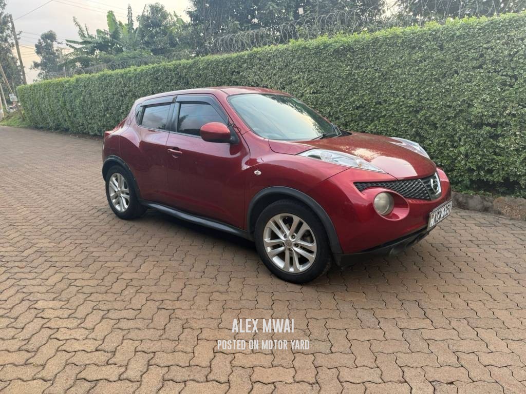 Nissan Juke 2012 Red