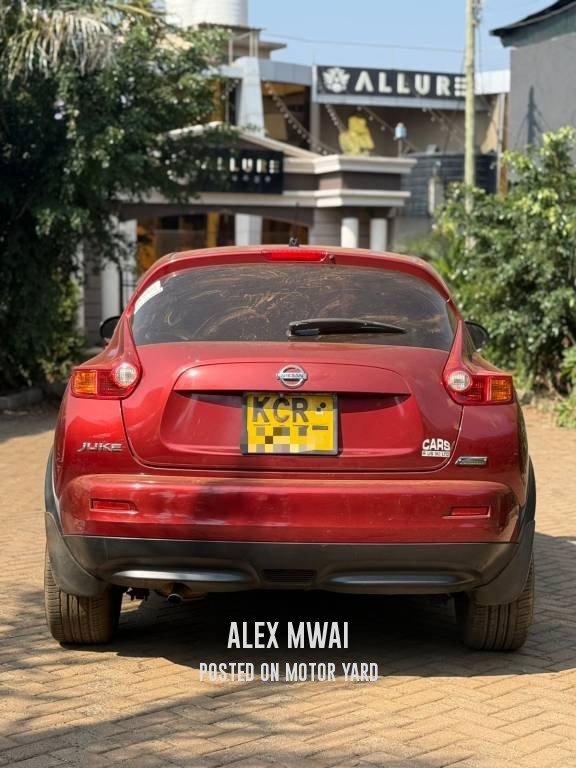 Nissan Juke 2012 Red
