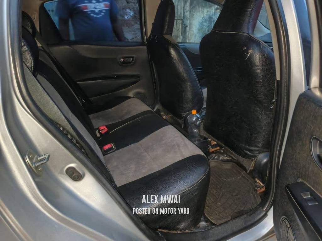 Toyota Noah 2011 Black