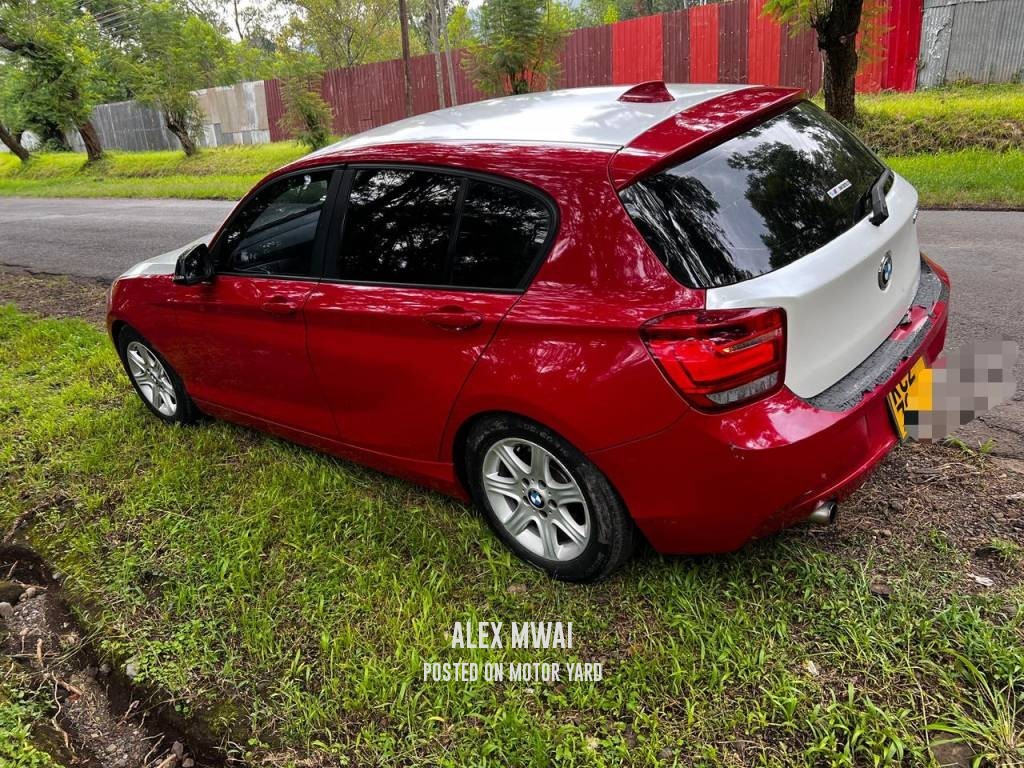 BMW 116i 2012 Maroon