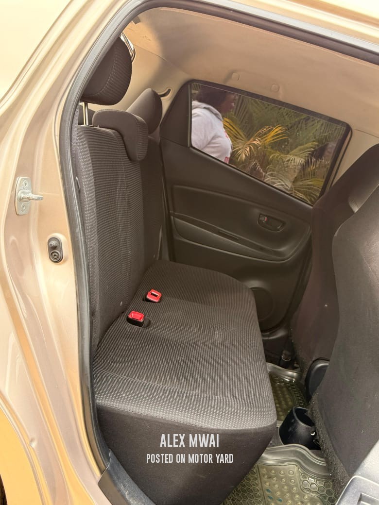 Toyota Vitz 2016 Bronze