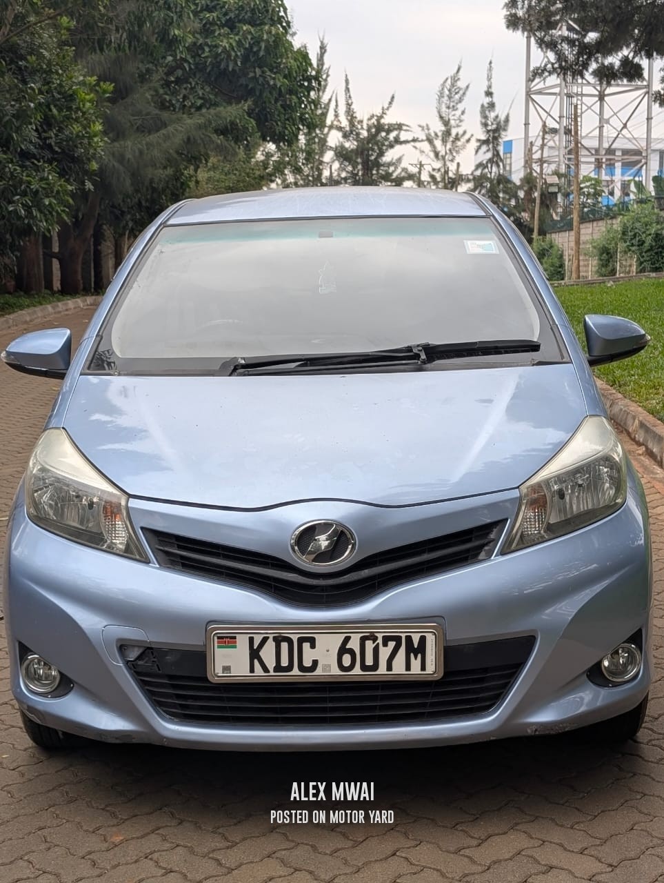 Toyota Vitz 2013 Blue
