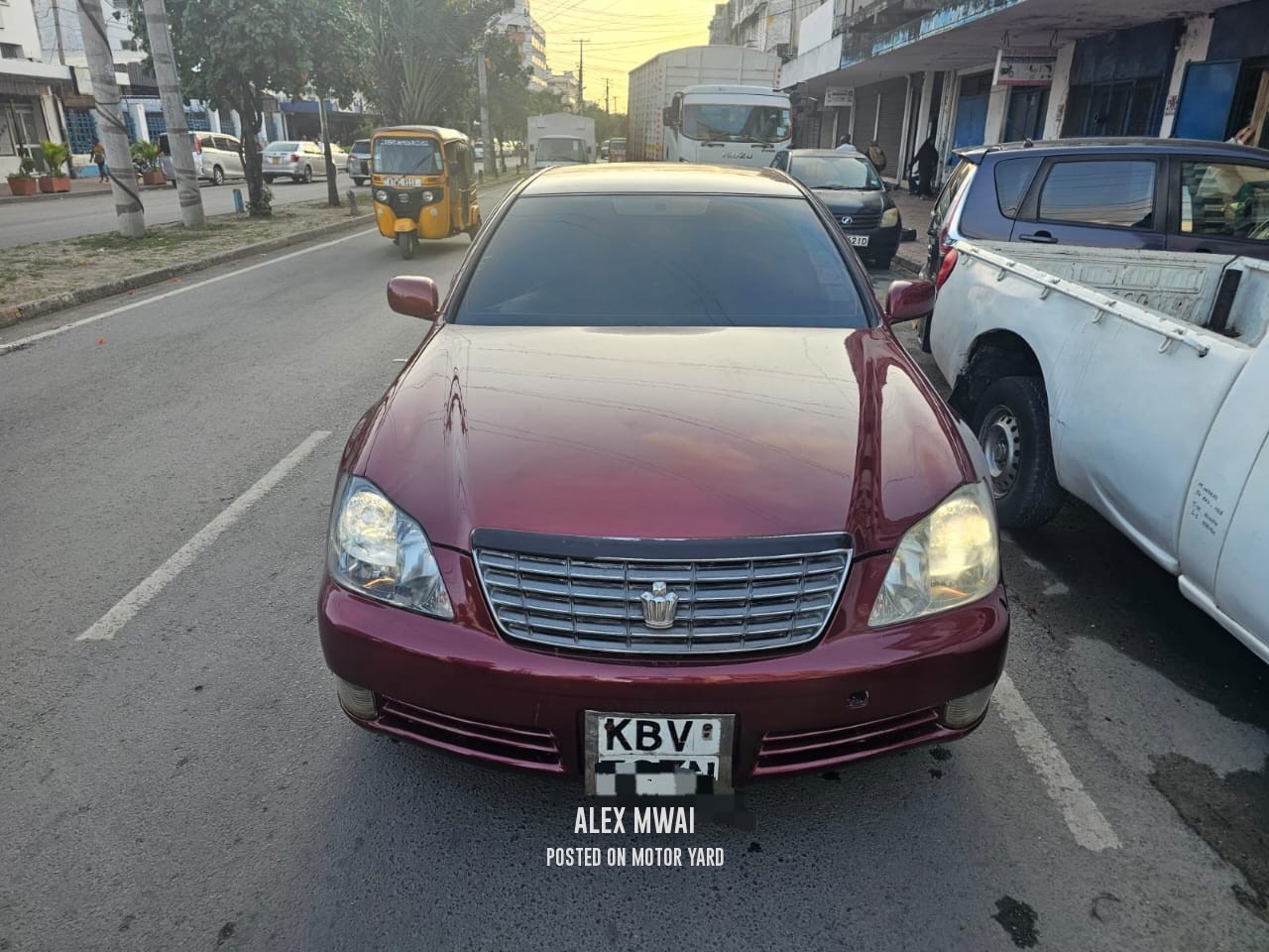 Toyota Crown 2006 Maroon