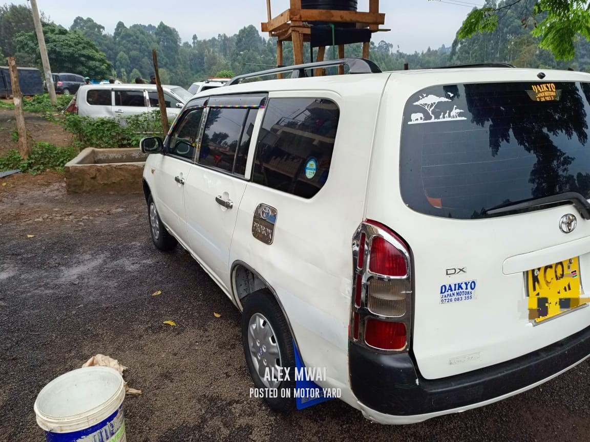 Toyota Probox 2011 White