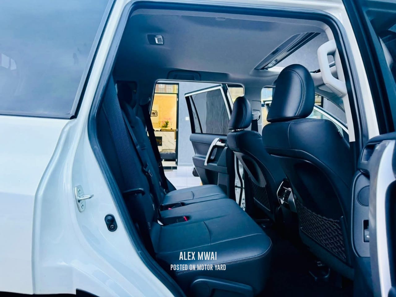 Toyota Land Cruiser Prado TX-L 2018 White