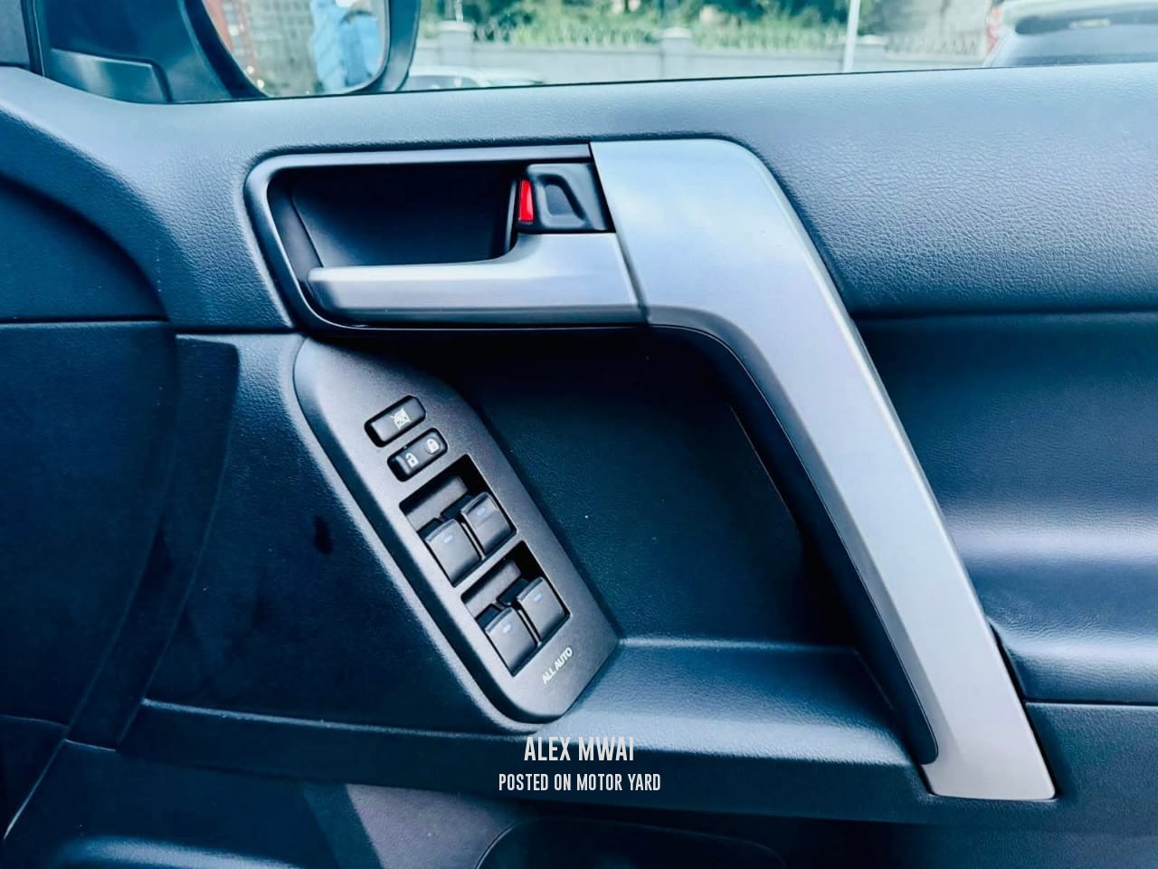 Toyota Land Cruiser Prado TX-L 2018 White