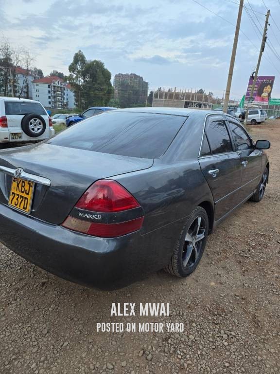 Toyota Mark II 2003 Black