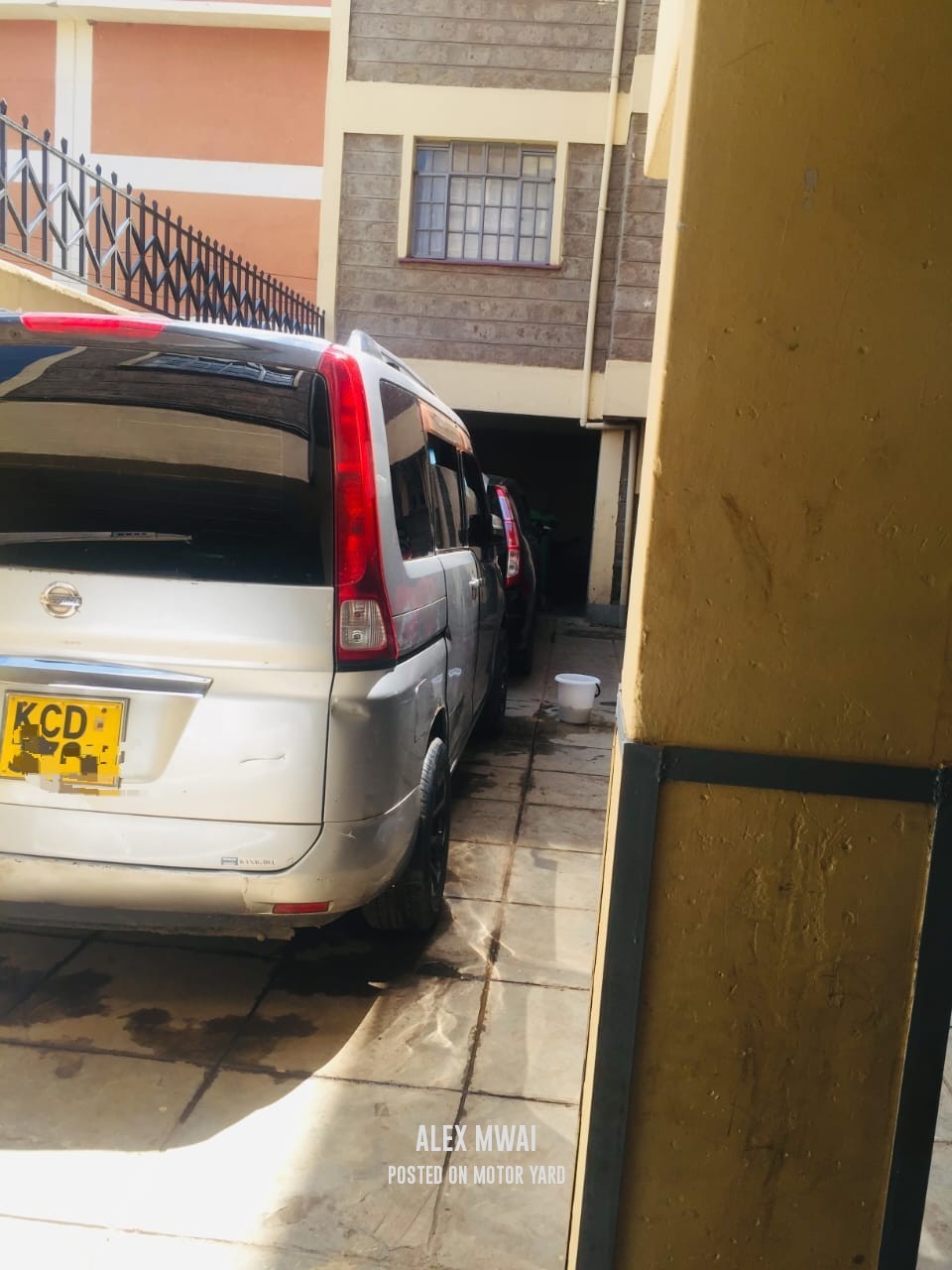 Nissan Serena 2011 Brown