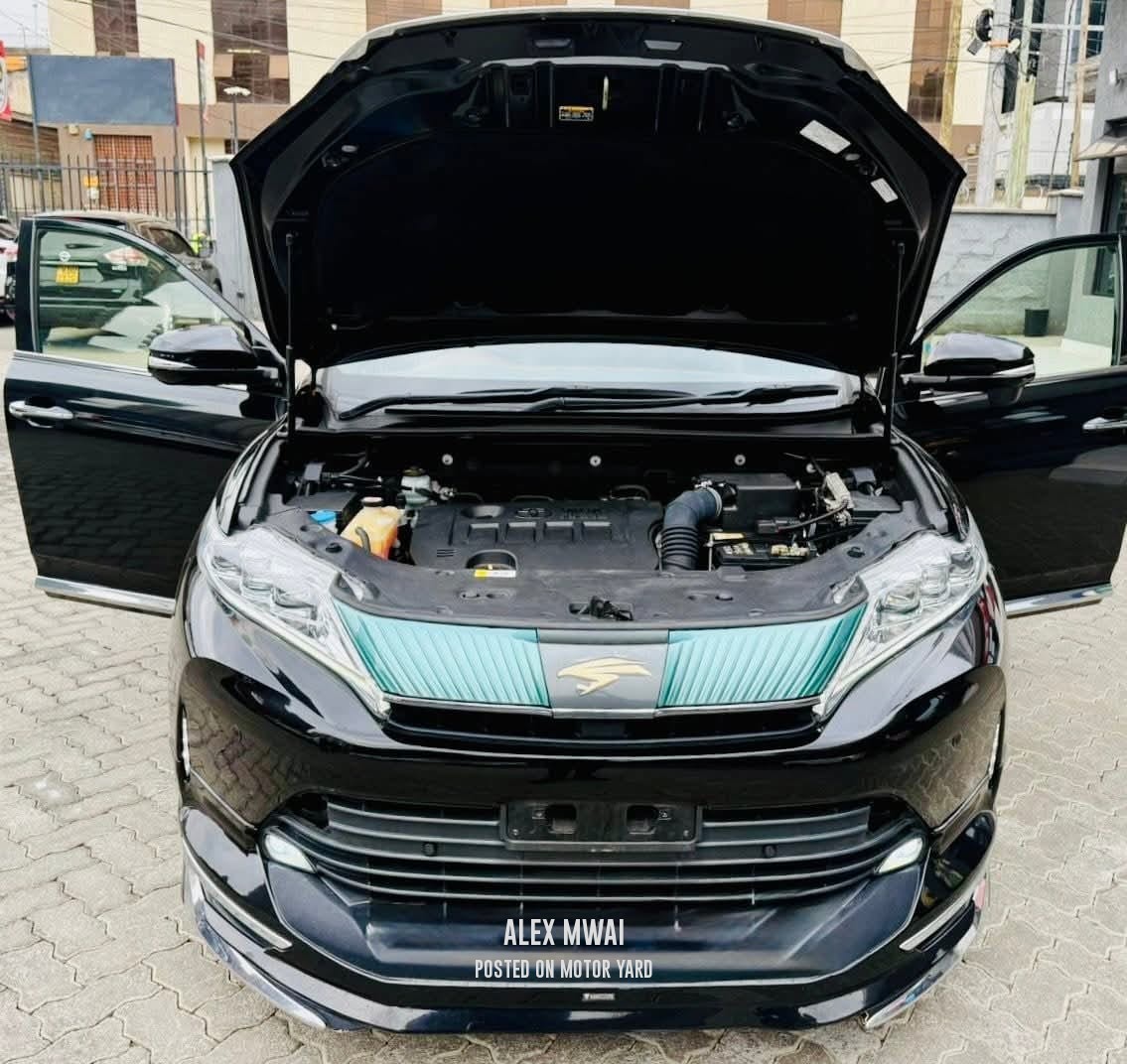 Toyota Harrier 2018 Black
