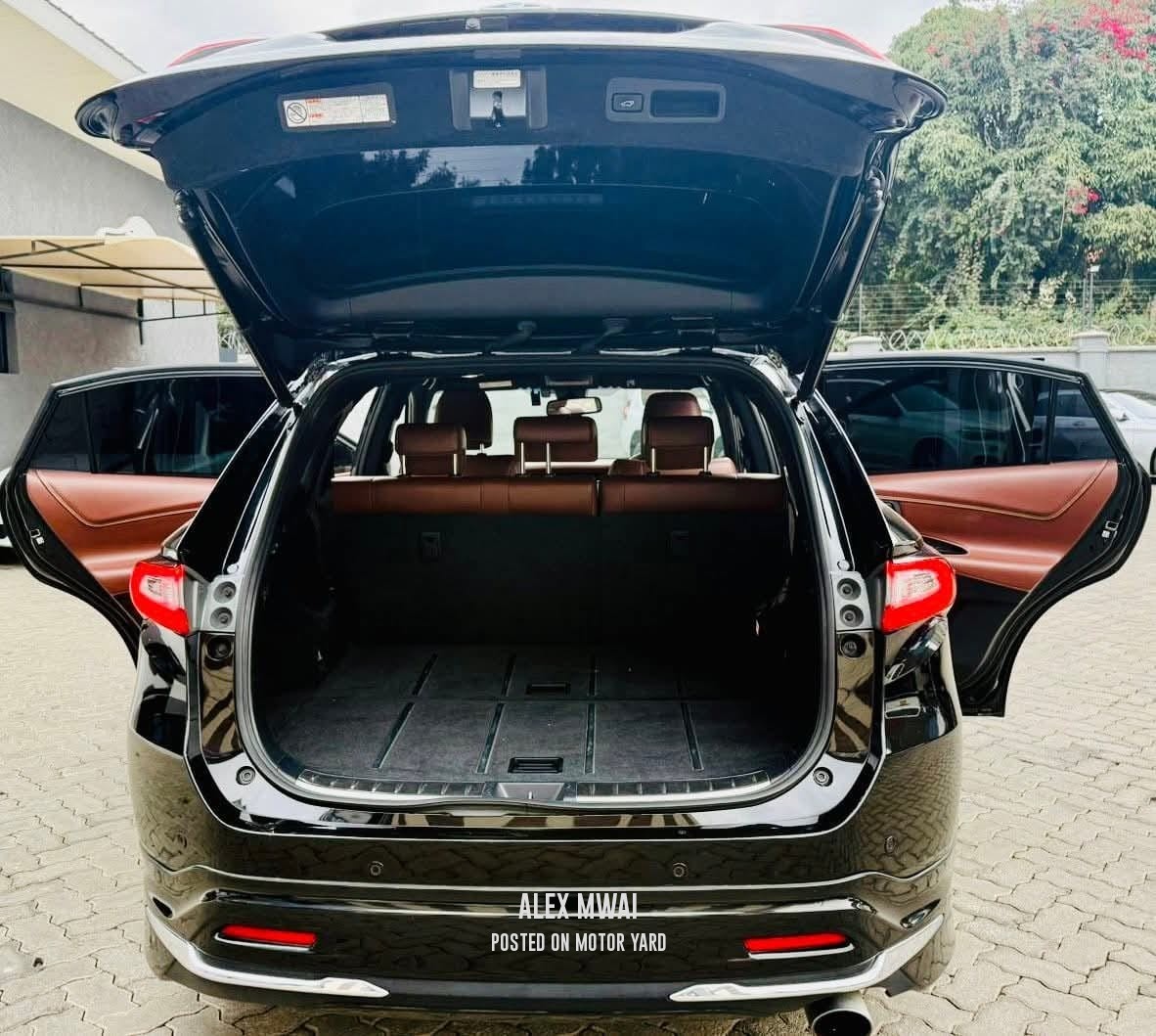 Toyota Harrier 2018 Black