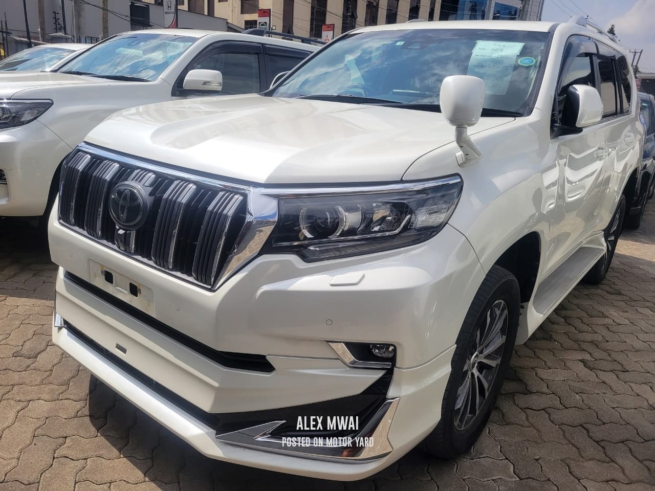 Toyota Land Cruiser Prado TZG 2018 White