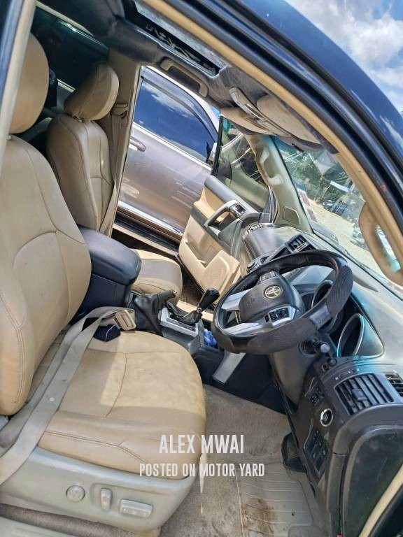 Toyota Land Cruiser Prado 2012 Black