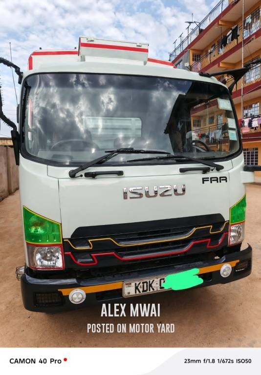 Isuzu FRR 2016 White