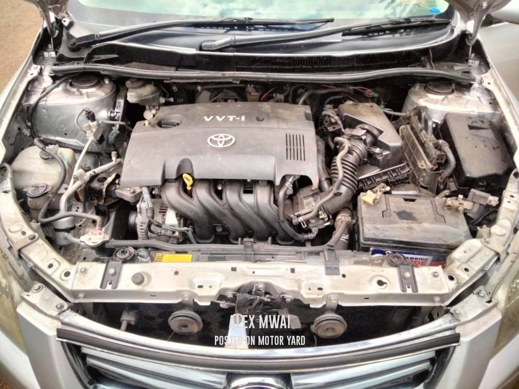 Toyota Fielder 2020 Silver
