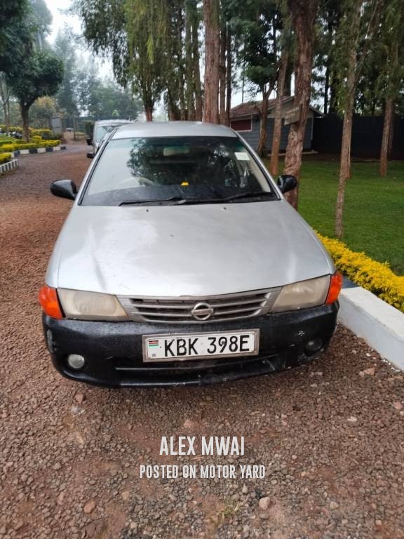 Nissan Ad 2013 Silver