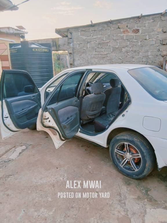 Toyota Carina 2003 White