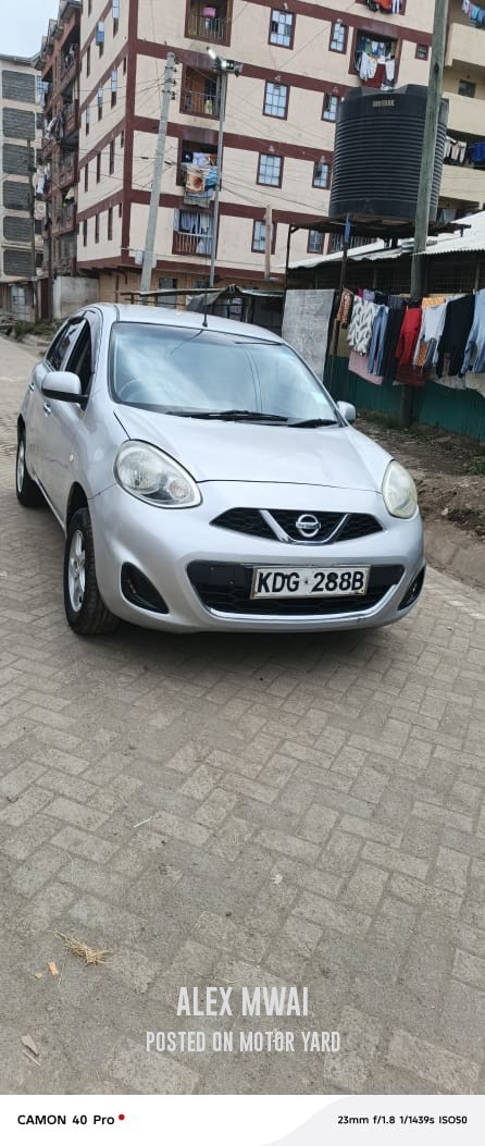 Nissan March 2017 Silver