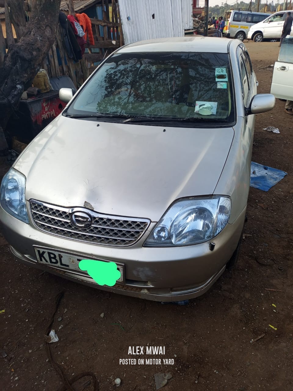 Toyota NZE 2013 Silver