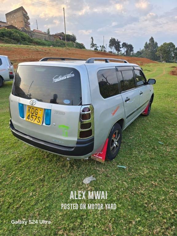 Toyota Succeed 2018 Silver