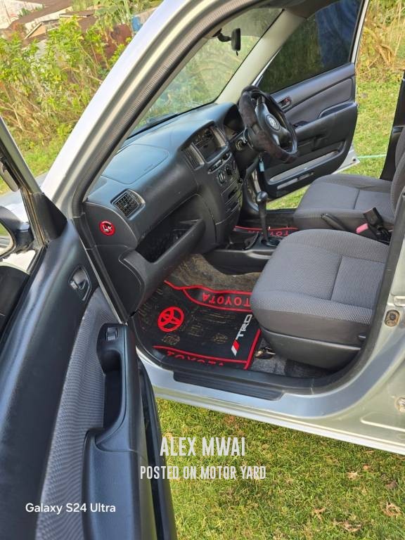 Toyota Succeed 2018 Silver