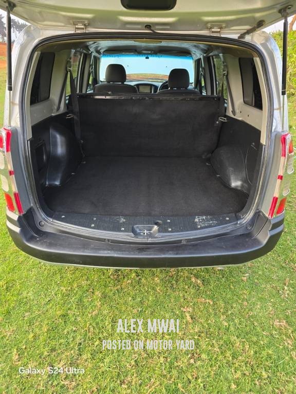 Toyota Succeed 2016 Silver