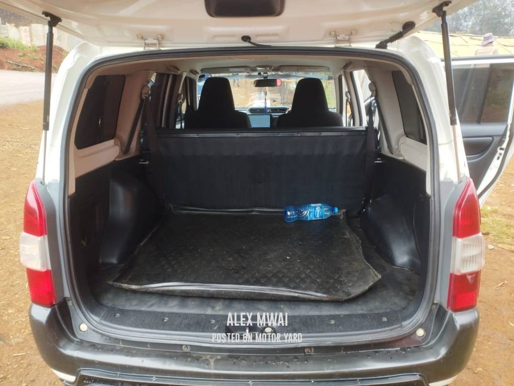 Toyota Succeed 2014 White