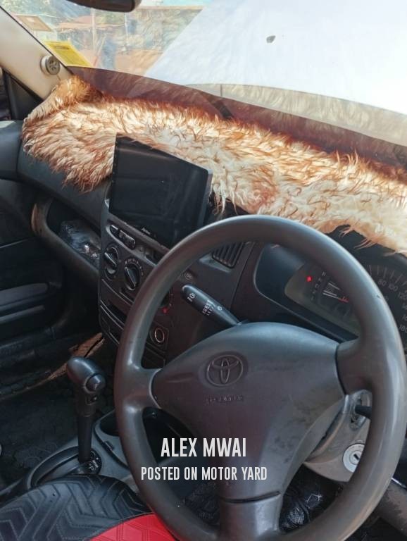 Toyota Succeed 2014 Silver