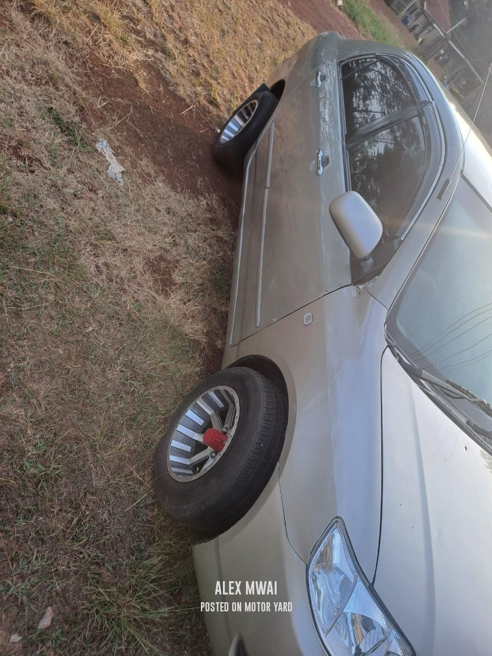 Toyota NZE 2014 Silver