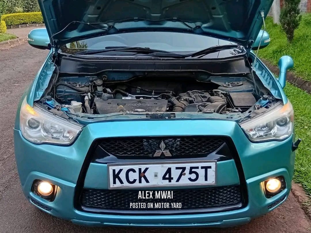 Mitsubishi RVR 2010 Blue