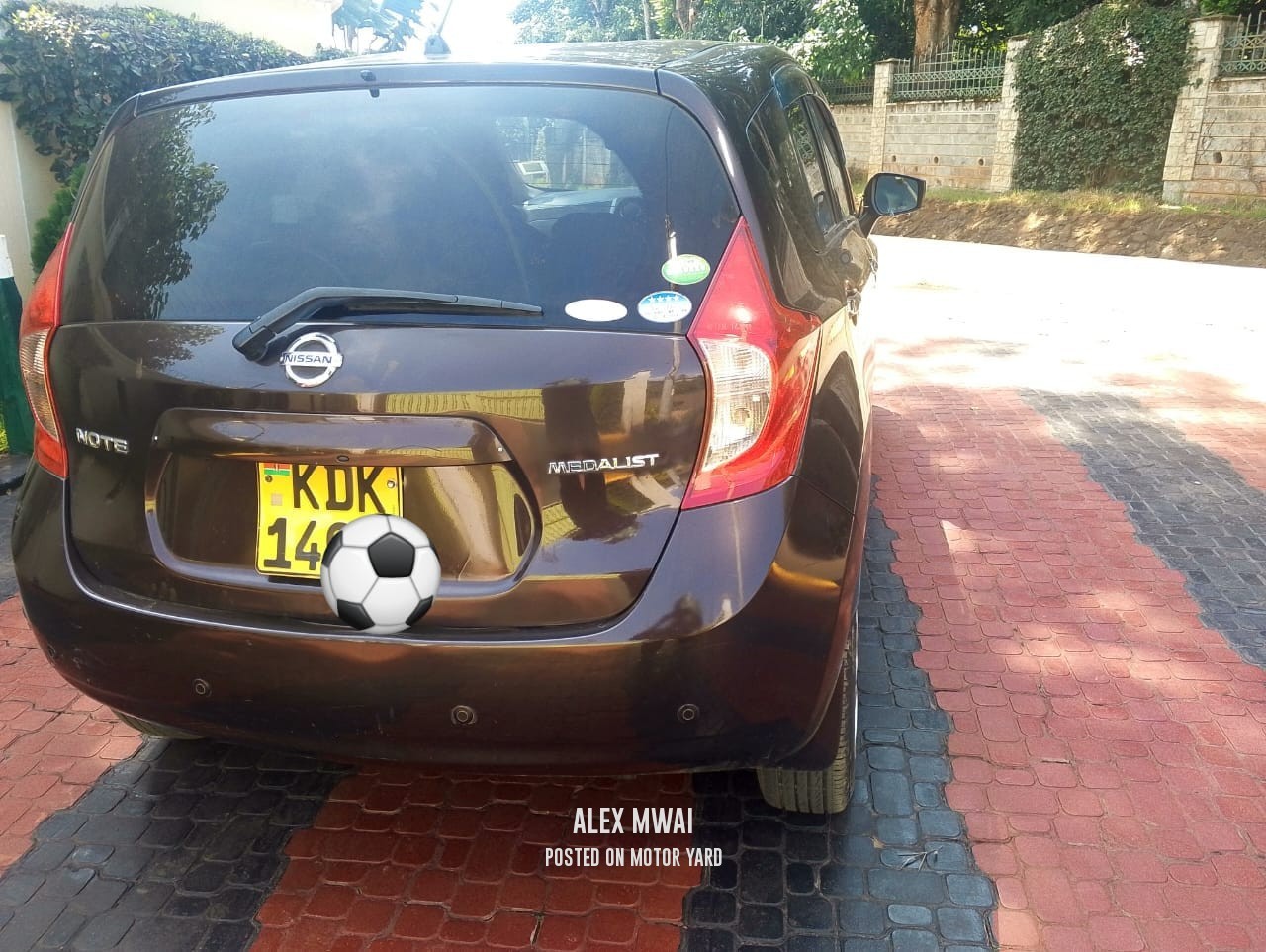 Nissan Note 2015 Maroon