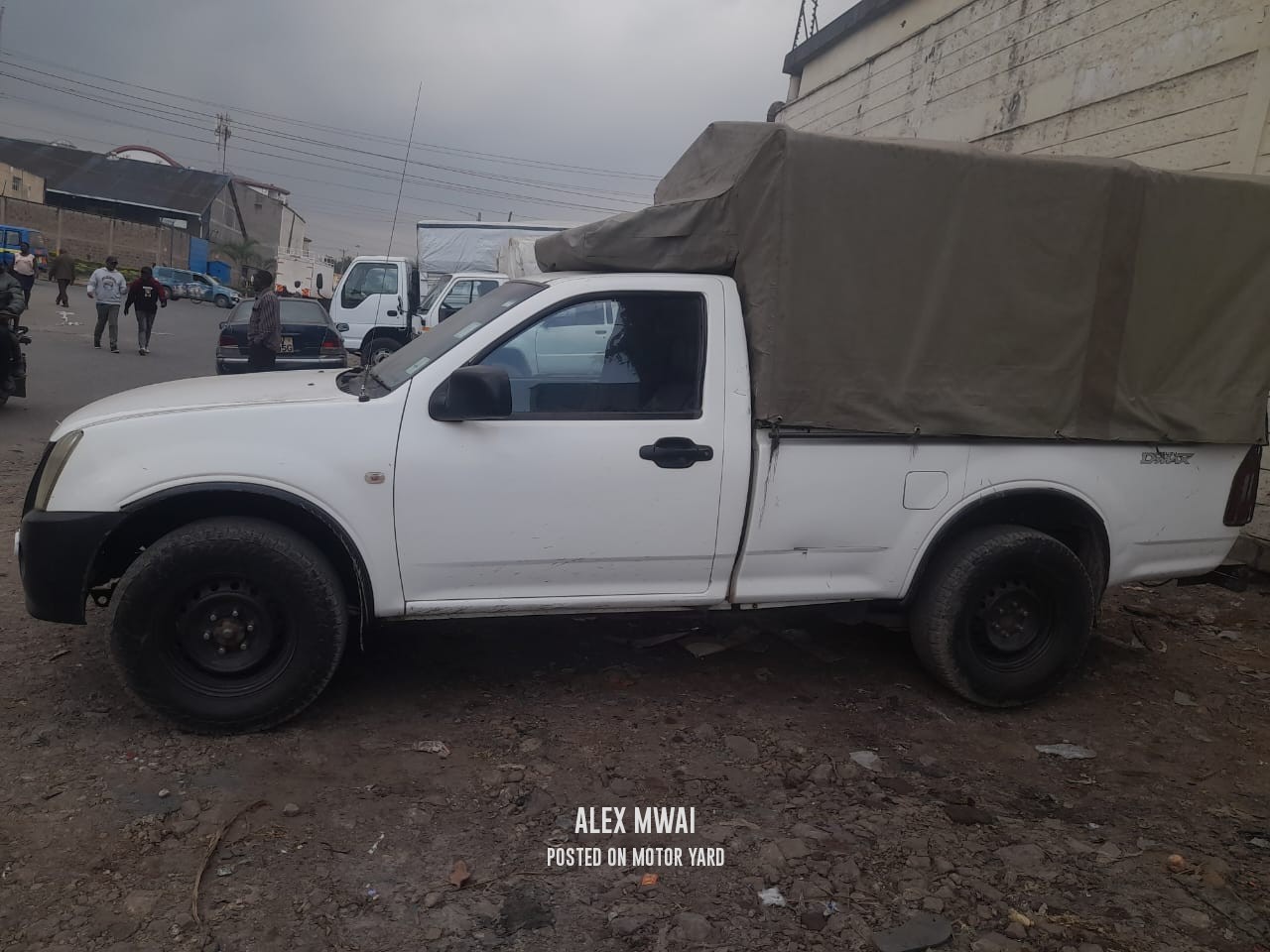Isuzu D-Max 2013 White