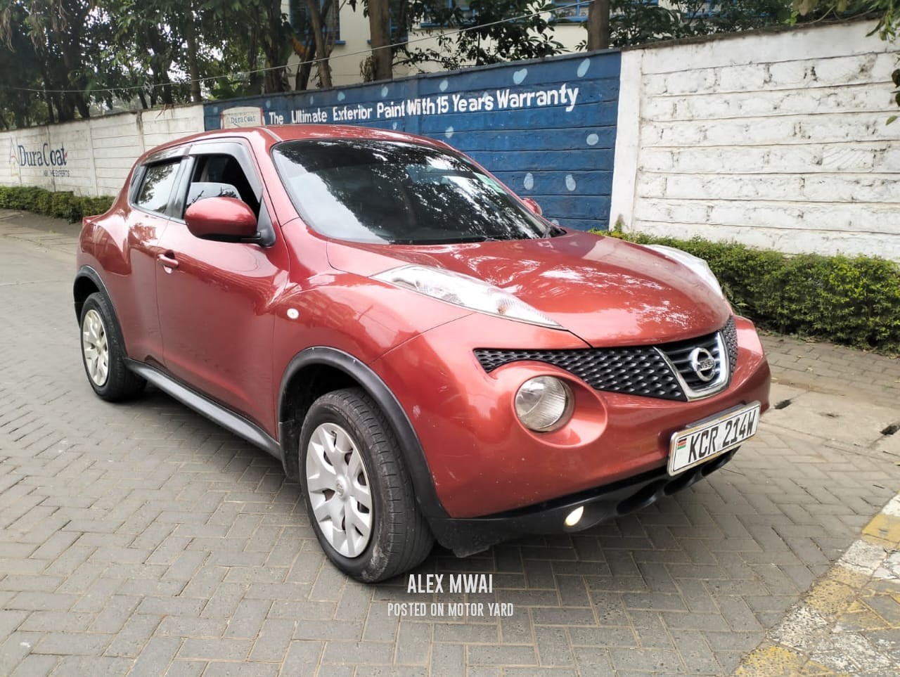 Nissan Juke 2011 Maroon